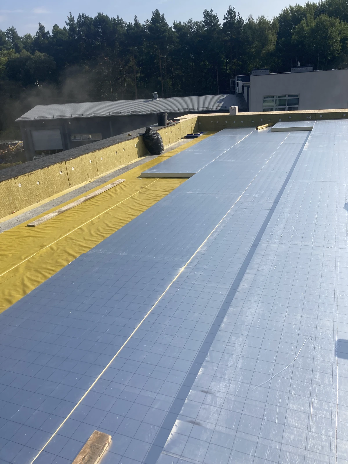 Ocieplenie stropodachu płaskiego z płyt izolacyjnych